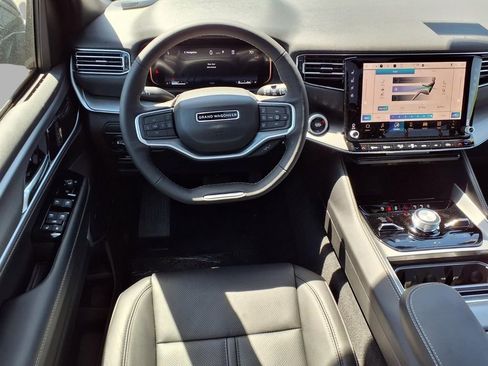 New 2026 Jeep Grand Wagoneer 4WD image 4