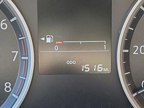 Certified 2025 Nissan Kicks Play S image 31