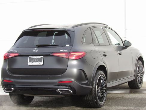 New 2026 Mercedes-Benz GLC 300 4MATIC image 6