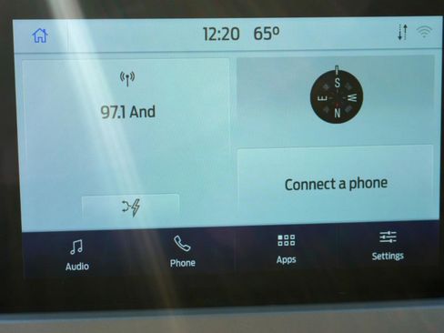 Used 2021 Ford Escape SE image 16