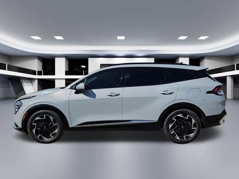 Certified 2024 Kia Sportage SX image 3