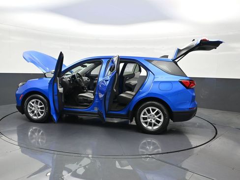 Used 2024 Chevrolet Equinox LS image 35