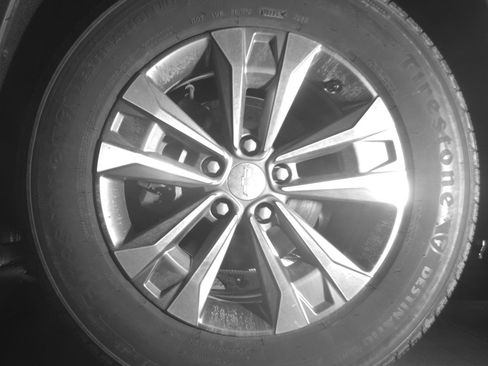 Used 2025 Chevrolet Equinox LT image 12