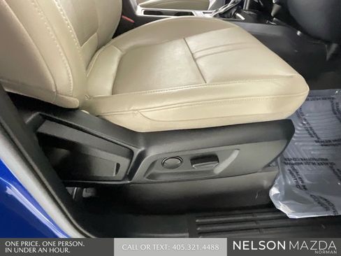 Used 2019 Ford Ranger Lariat w/ Equipment Group 501A Mid image 29