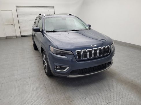 Used 2019 Jeep Cherokee Limited FWD image 14
