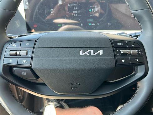 New 2025 Kia EV6 Light image 23