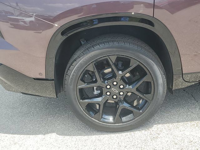New 2026 Chevrolet Traverse RS w/ LPO, Floor Liner Package FWD image 5