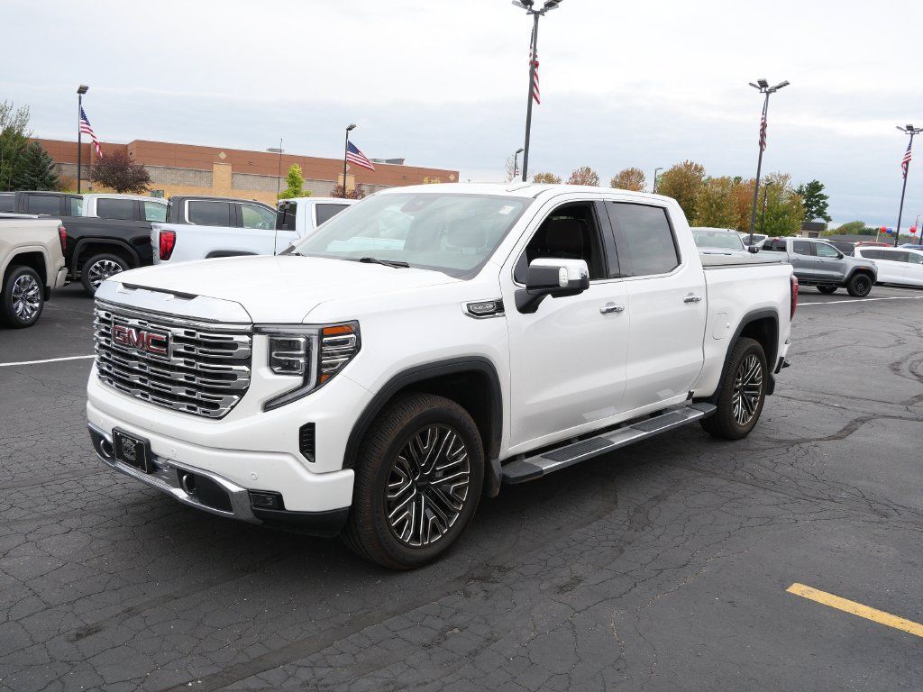 Used 2023 GMC Sierra 1500 Denali AWD/4WD image 5