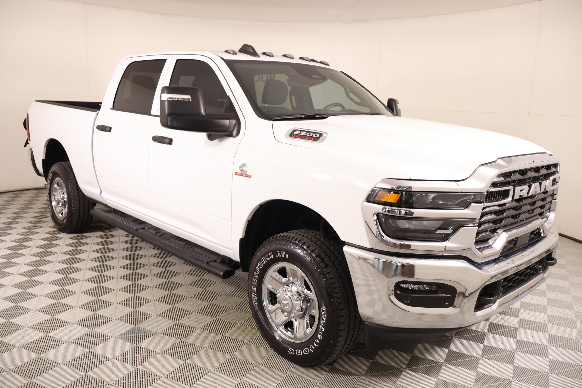 Used 2025 RAM 2500 Tradesman AWD/4WD image 1