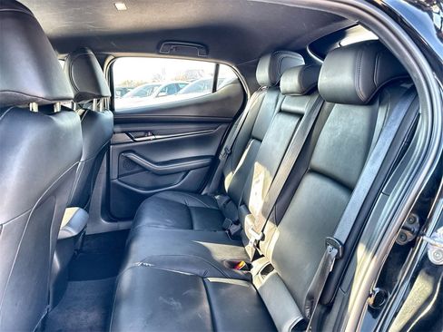 Used 2024 MAZDA MAZDA3 s image 24