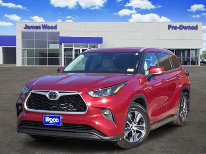 Used 2022 Toyota Highlander XLE
