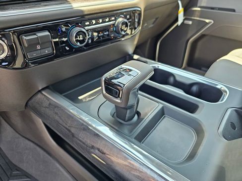 New 2026 Chevrolet Silverado 1500 LTZ w/ LTZ Premium Package AWD/4WD image 25