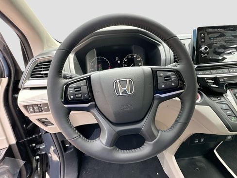 New 2026 Honda Odyssey EX-L image 8
