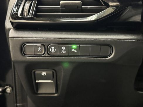 Used 2023 Acura MDX SH-AWD w/ Technology Package image 17