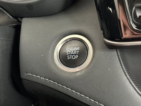 Certified 2024 Toyota Highlander XLE image 27