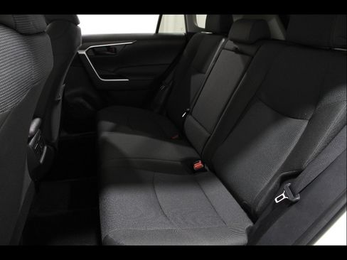 Used 2024 Toyota RAV4 LE image 18