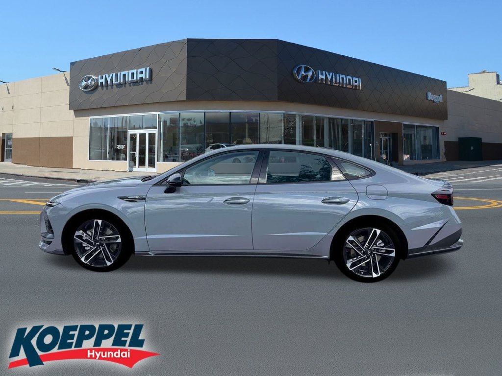 New 2026 Hyundai Sonata N Line FWD image 3