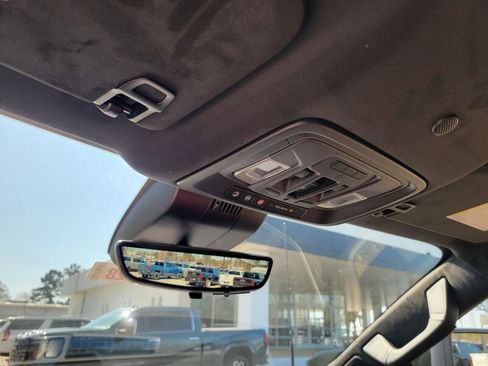 New 2026 GMC Sierra 2500 Denali Ultimate image 25