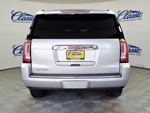 Used 2018 GMC Yukon Denali image 4