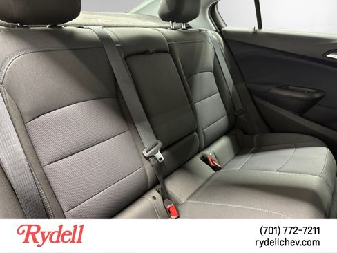 Used 2019 Chevrolet Cruze LT w/ Convenience Package image 17