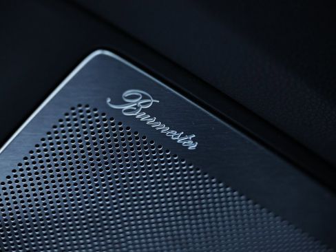 Certified 2025 Porsche 911 Carrera image 24