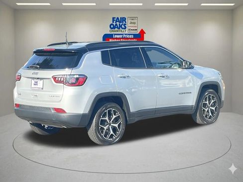 Certified 2025 Jeep Compass Limited AWD/4WD image 7