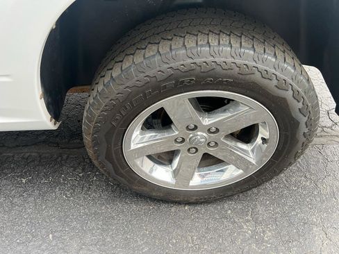 Used 2017 RAM 1500 Express image 21