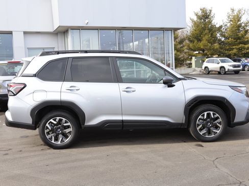 New 2026 Subaru Forester Premium image 2