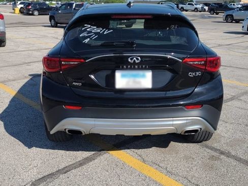 Used 2019 INFINITI QX30 AWD image 4