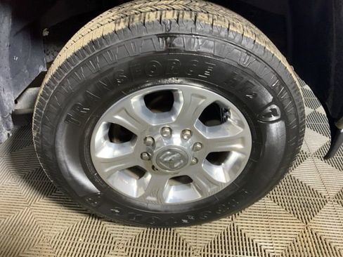 Used 2019 RAM 2500 Big Horn image 14