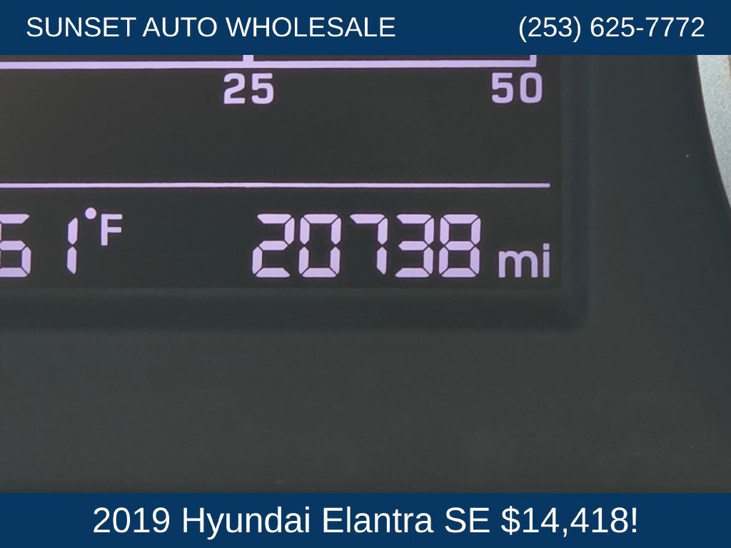Used 2019 Hyundai Elantra SE FWD image 26