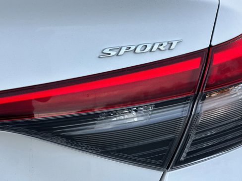 Used 2023 Honda Civic Sport image 49