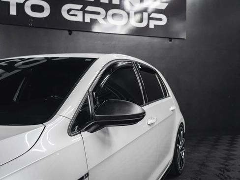 Used 2019 Volkswagen Golf 4-Door image 4