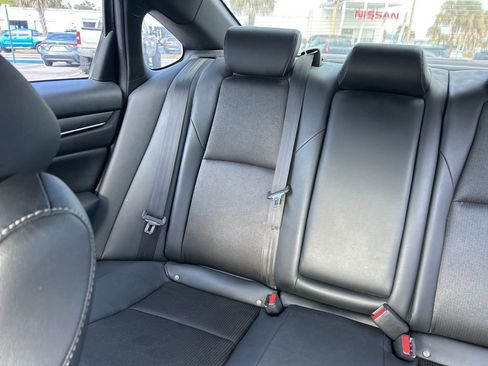 Used 2019 Honda Accord Sport image 12