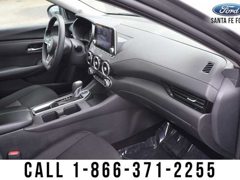 Used 2024 Nissan Sentra SV FWD image 31