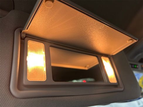 Used 2019 Buick Envision Preferred image 21