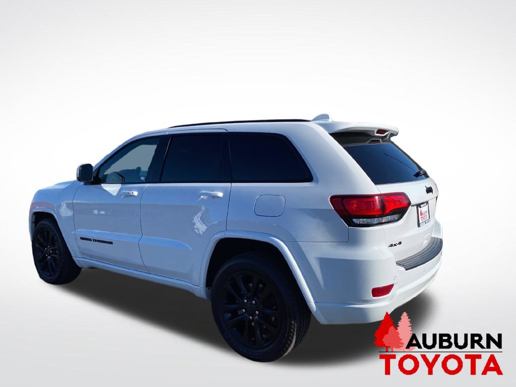 Used 2020 Jeep Grand Cherokee Altitude AWD/4WD image 7