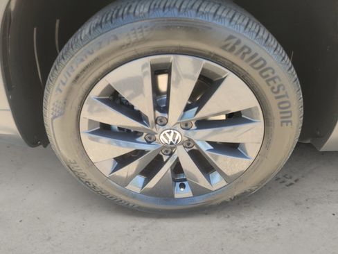 Used 2023 Volkswagen Taos S w/ Driver Assistance Package image 10