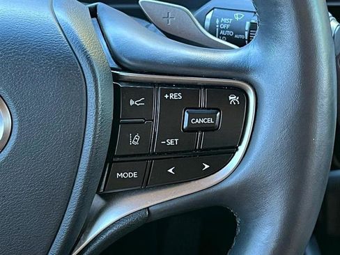 Used 2024 Lexus ES 350 Premium image 24