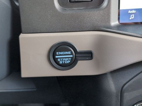 Used 2024 Ford Bronco Wildtrak image 26