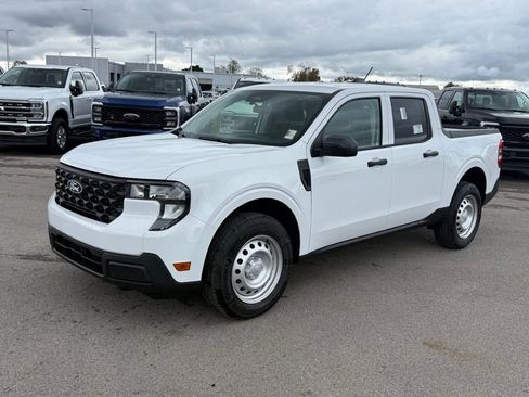 New 2025 Ford Maverick XL image 38