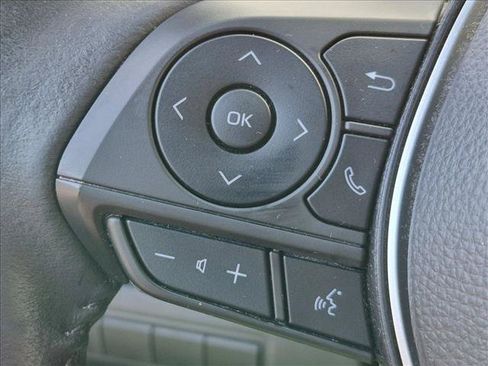 Used 2023 Toyota Corolla SE w/ SE Premium Package FWD image 14