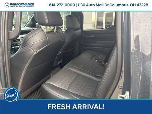 Used 2025 Toyota Tacoma TRD Sport image 16