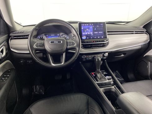 Used 2022 Jeep Compass Limited image 19