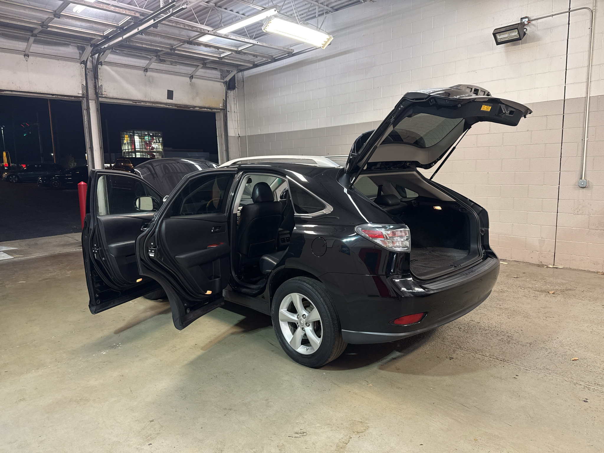 Used 2010 Lexus RX 350 AWD image 12