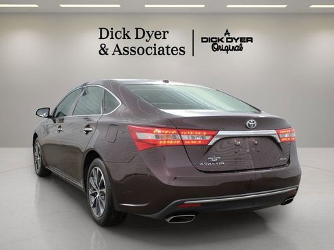 Used 2016 Toyota Avalon XLE Plus FWD image 6