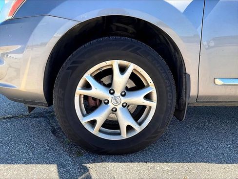 Used 2011 Nissan Rogue SV w/ Premium Pkg AWD/4WD image 21