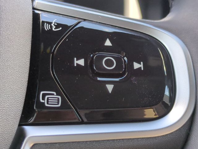 New 2026 Volvo XC60 B5 Plus AWD/4WD image 20