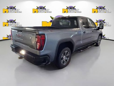 Used 2021 GMC Sierra 1500 4x4 Crew Cab w/ Sierra Value Package image 4