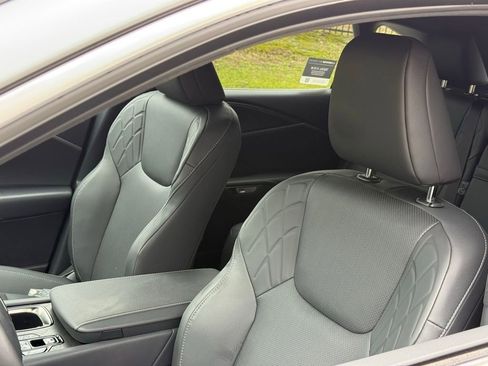 Certified 2025 Lexus RX 350 Premium w/ Accessory Package image 21